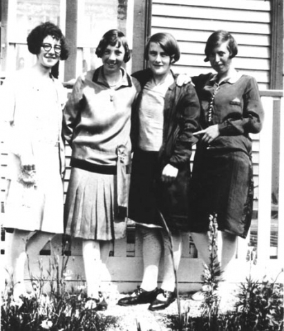 068: l-r Josie Barry, Rose Dunphy (later Sr. Hildegarde), Elizabeth Reddy  (later Sr. Clarissa), Gert Reddy. (circa 1928)  - Josie daughter of William Barry &amp;amp; Margaret Murphy; Rose daughter of Patrick Dunphy &amp;amp;  Anastasia Fitzgerald McCarthy; Elizabeth daughter of James Reddy &amp;amp; Mary Anne Murphy;  Gert daughter of Michael Reddy &amp;amp; Elizabeth Dunphy.